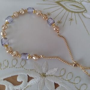 Elegant Bracelet, Luxury Design, Made in Europe and free gold gift bag